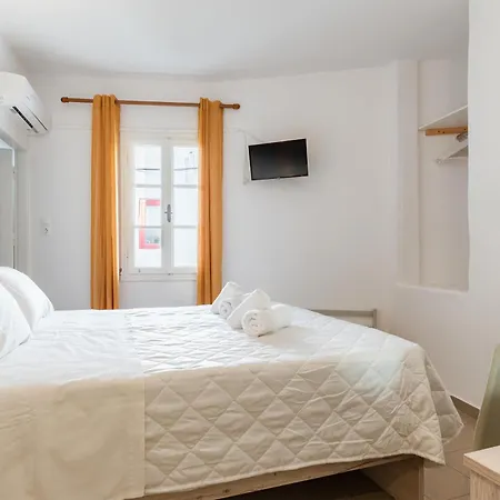 Anchor Yalos - Double Bed 3 Pensión 3*